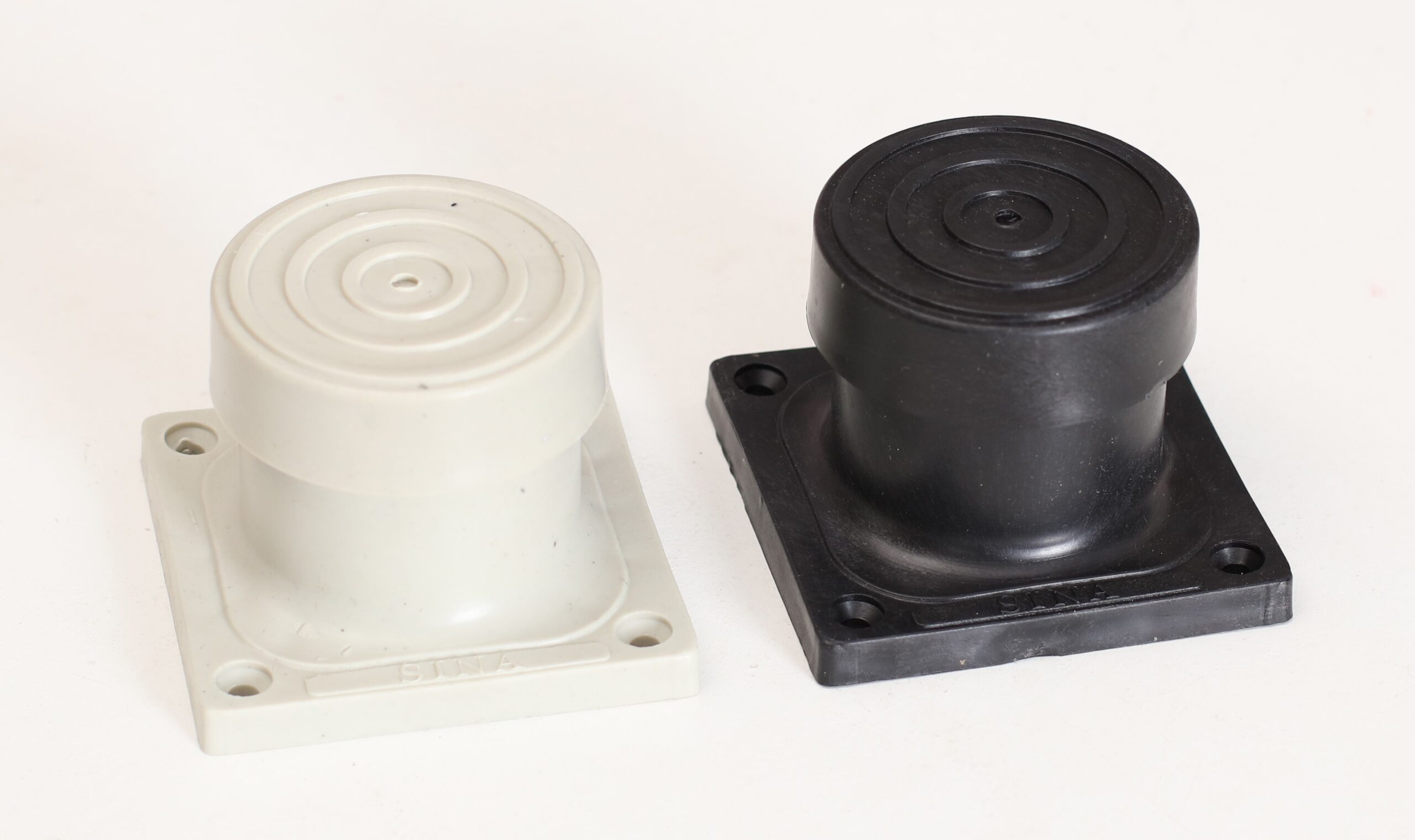 لیوانی-سینا-scaled-1.jpg پایه لیوانی 6 سانت سینا - Image 1