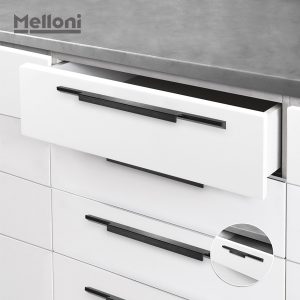 یراق‌ آلات ملونی